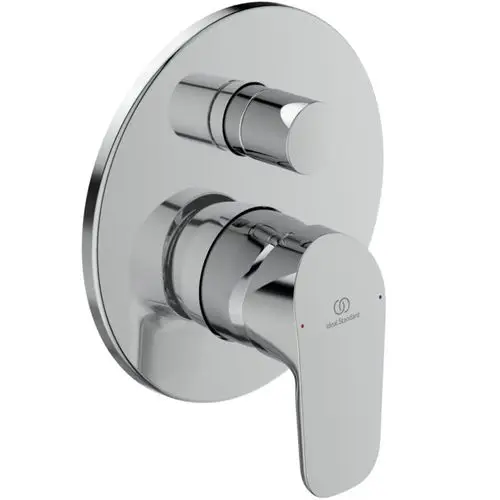 Chromfarbene Wandarmatur von Ideal Standard mit einem Hebel und zwei Temperaturreglern auf einer runden Rosette.
